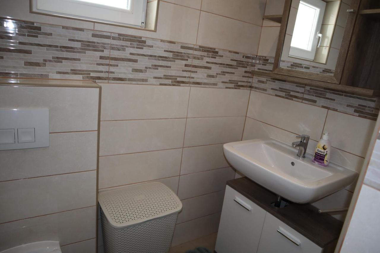 Apartmani Sanja Вир Экстерьер фото